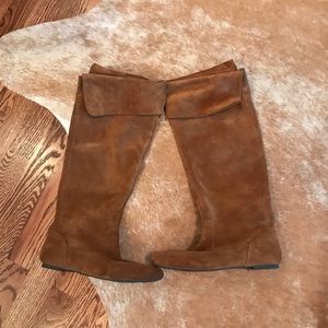 Gianni Bini Suede Boots